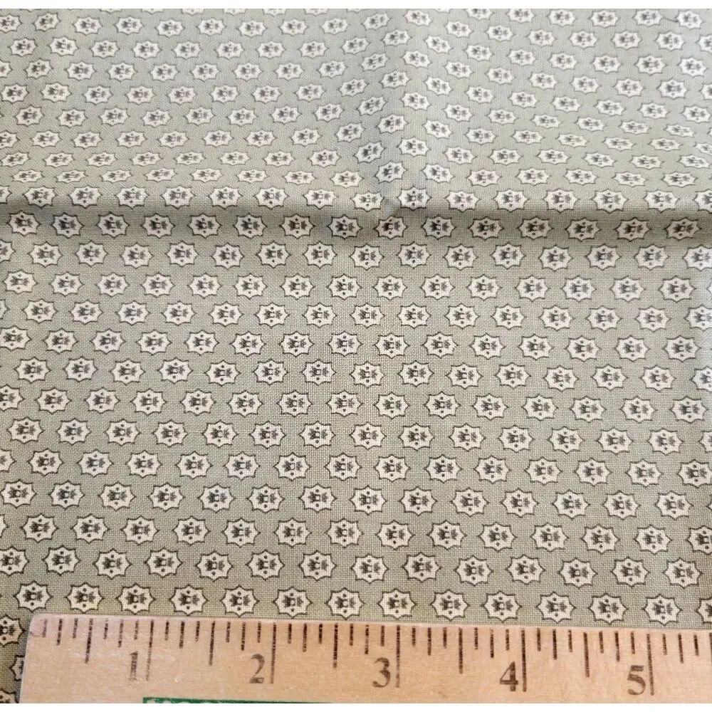Cranston VIP Green Floral Star Cotton Fabric 1yd x44